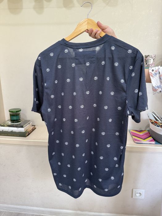 Продам футболку мужскую