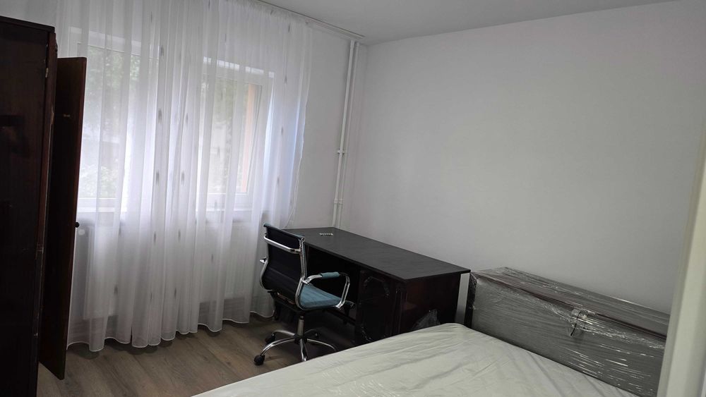 Inchiriez apartament  2 camere