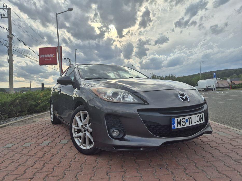 Mazda 3 Facelift 2012 | 1.6 Diesel 116 CP | Euro 5 | 6 Trepte | 2 Seturi Roți Complete