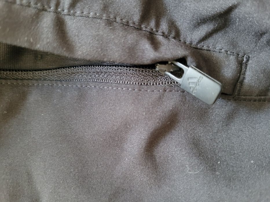 Анцуг Adidas размер М