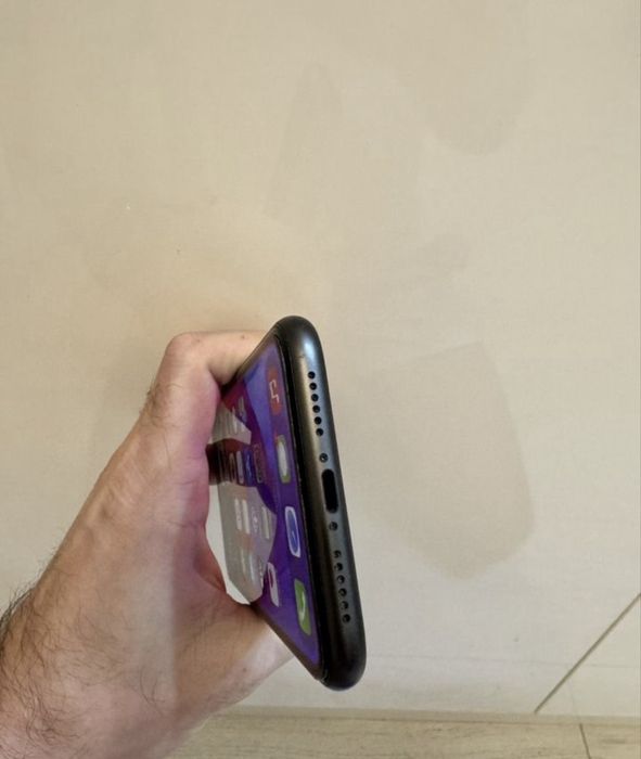 iPhone 11 128GB с гарантией