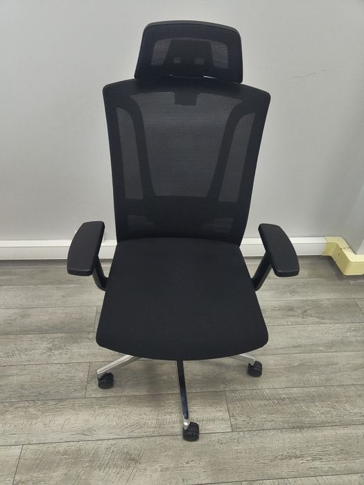 Продается Кресло