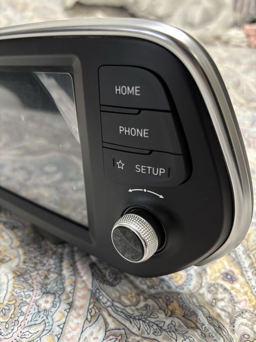 Продаю мультимедию от Santa Fe