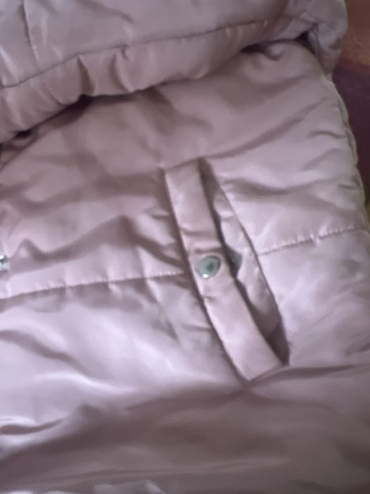 Осенняя куртка Stradivarius