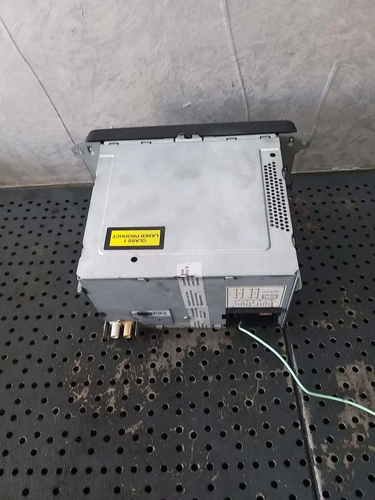 Radio cd player mp3 vw passat b6 3c 1k0035186ad