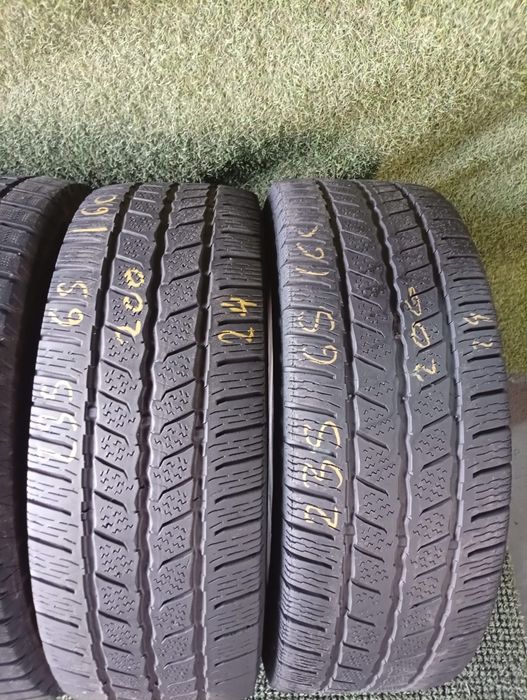 235 65 16c Bridgestone si Continental m+s