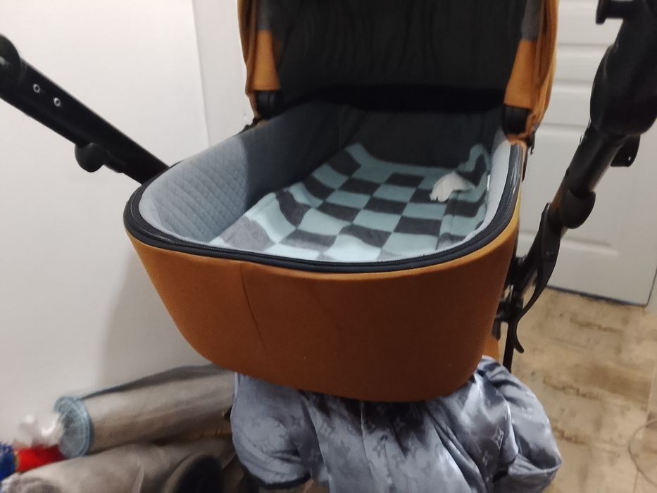 Коляска оникс бу два в одном