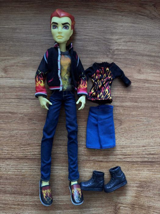 Monster High кукли, Монстър Хай