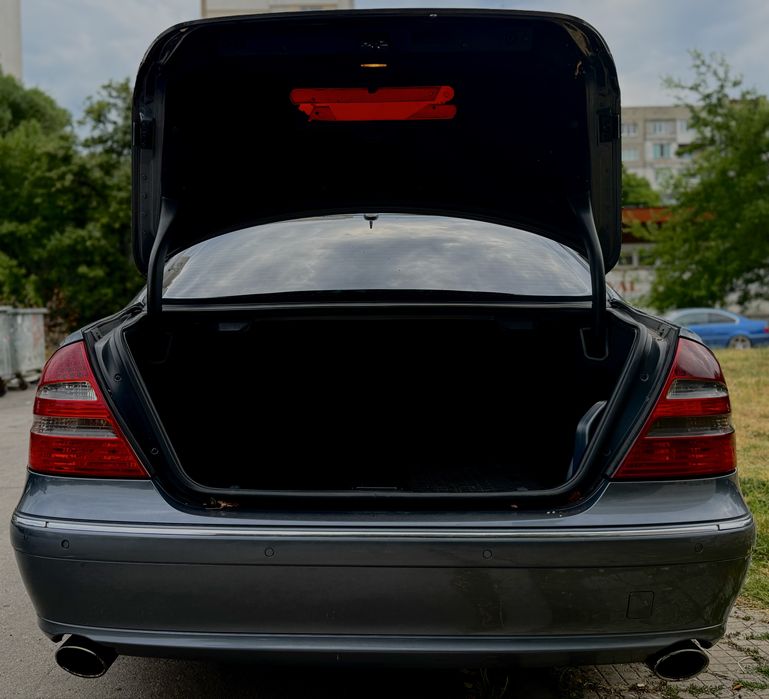 Mercedes Benz E320 Diesel