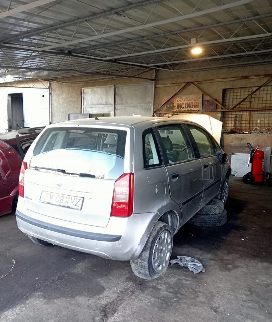 Ansamblu stergatoare parbriz volan pe stanga Fiat Idea prima generati