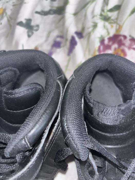 Nike air force 1 mid black