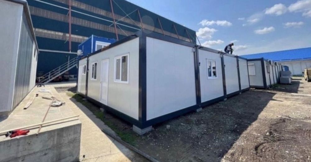 Vand containere modulare la super preț-calitate