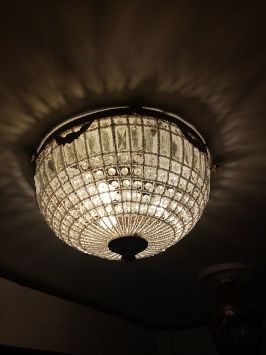 Plafoniera franceza Empire cu elemente din sticla cristaliza și bronzu