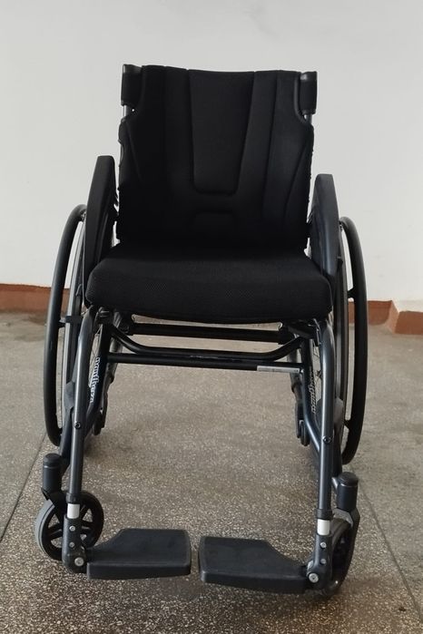 Vand scaun rulant activ Panthera S3 Swing