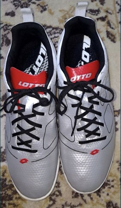 Adidași Lotto barbati 41