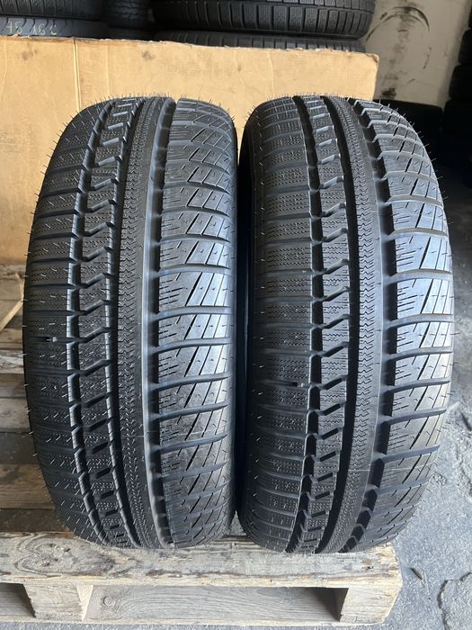 1 anvelopa iarna 205/70/15 si 1 anvelopa 215/65/15 Vredestein