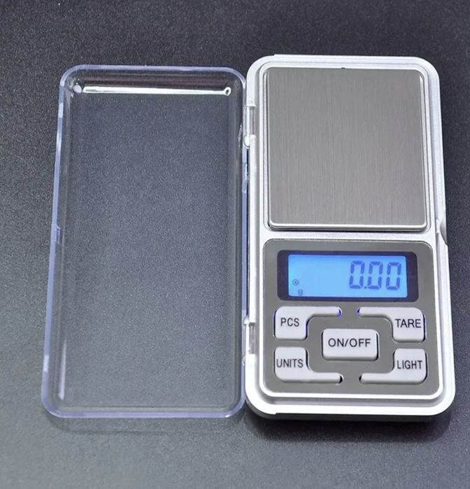 Прецизна дигитална везна с LCD