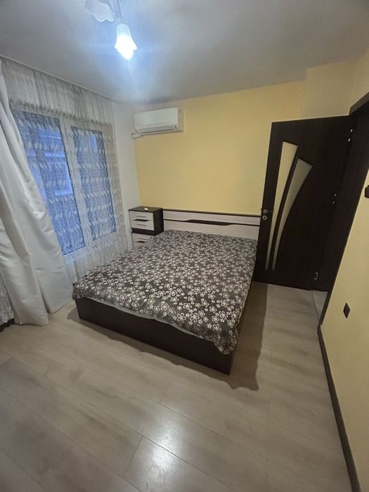 Дава се под наем Тристаен апартамент в Варна, Колхозен пазар - 110 кв.м за 612 € - Снимка #8