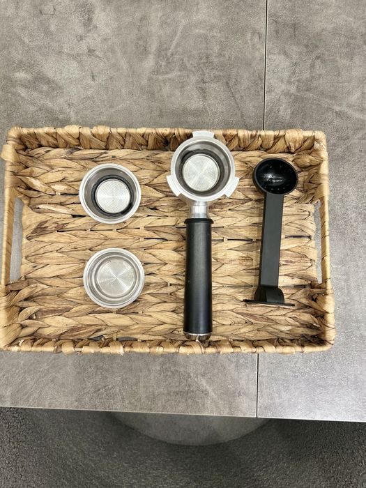Delonghi Кофемашина
