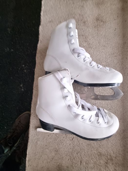 Patine albe Oxylane mărime 34