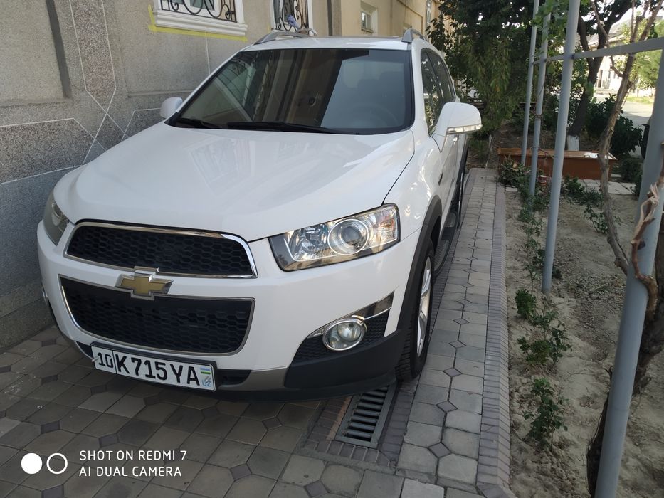 Captiva 2012 yili yurgani 158000 orqa bogajda petno
