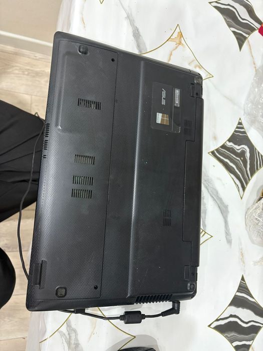 Продам ноутбук ASUS