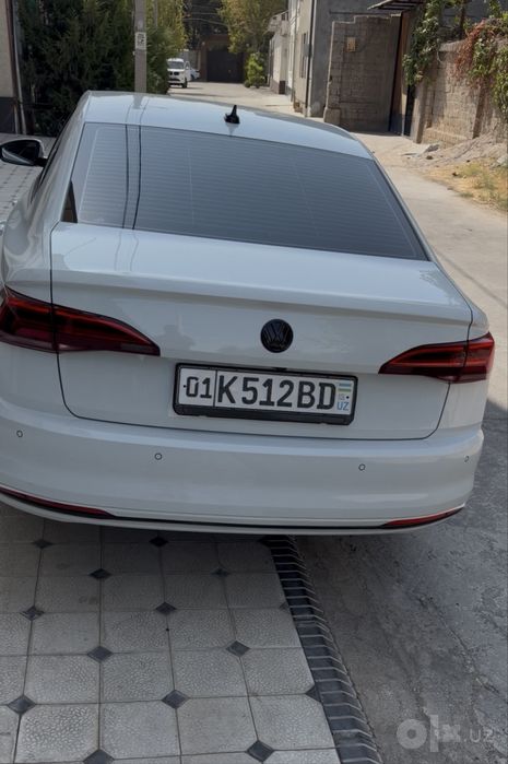 Volkswagen E-bora sotiladi
