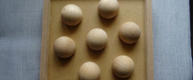 Интелигентна котешка играчка