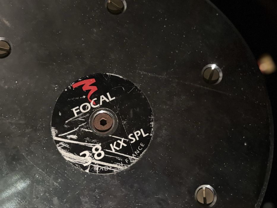 Subwoofer cu 2 difuzoare 38 d