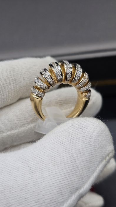 Масивен златен пръстен 14K с естествени диаманти | 14.65 г | Луксозен дизайнерски модел