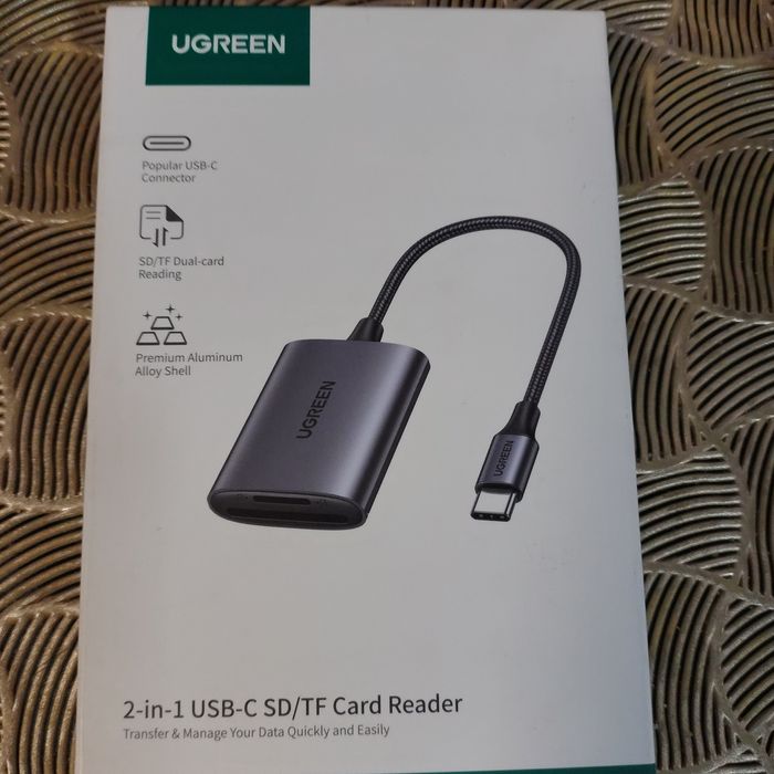 Adaptor Cititor Ugreen 2 in 1 usc- c sd/tf Card Reader nou