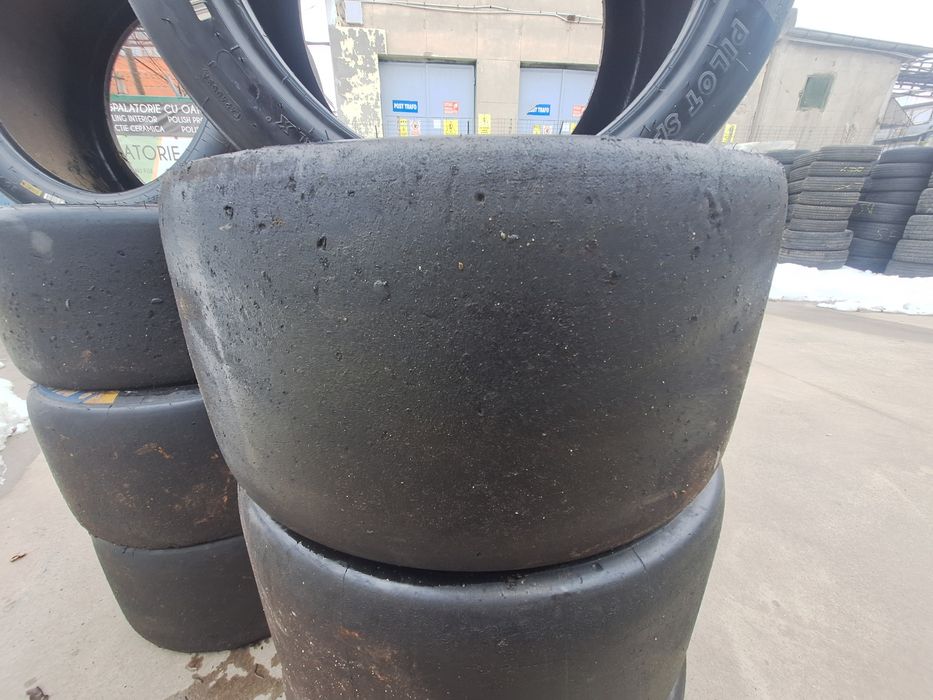 Anvelope Slick Michelin 30/65r18 si 31/71 r18de competiție