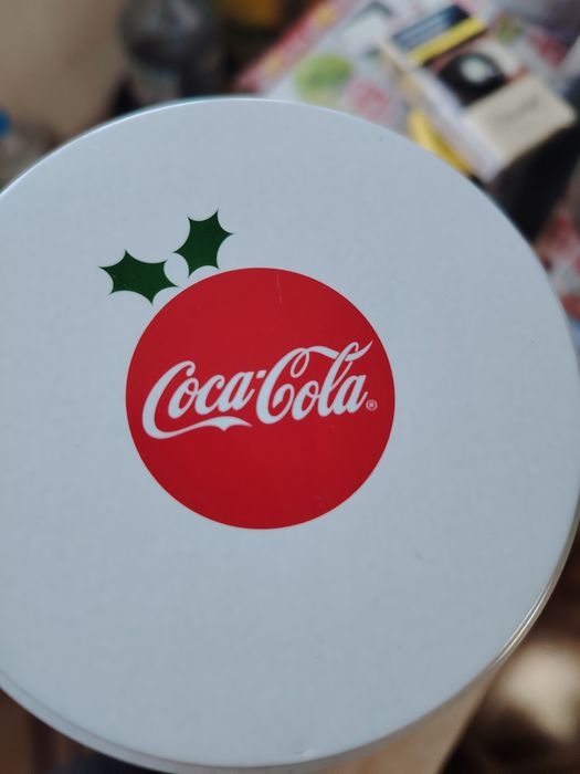 Нова метална кутия на Coca - cola