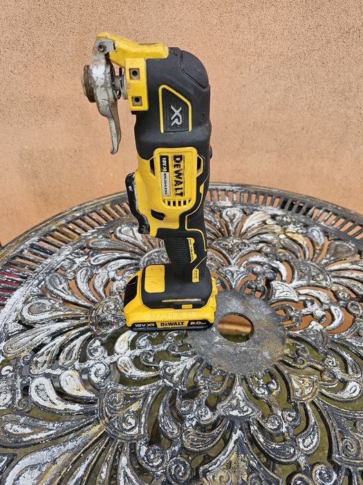 Multifuncțional dewalt model bruslhess