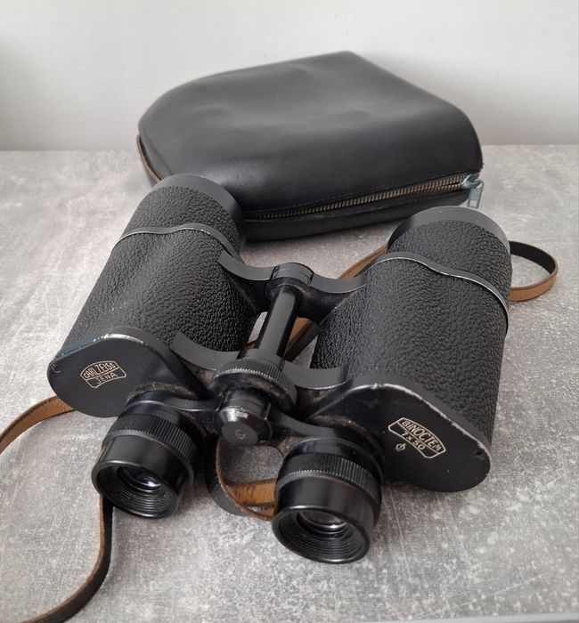 Carl Zeiss Jena 7x50 DDR – colimat, mecanic foarte bun, geantă originală