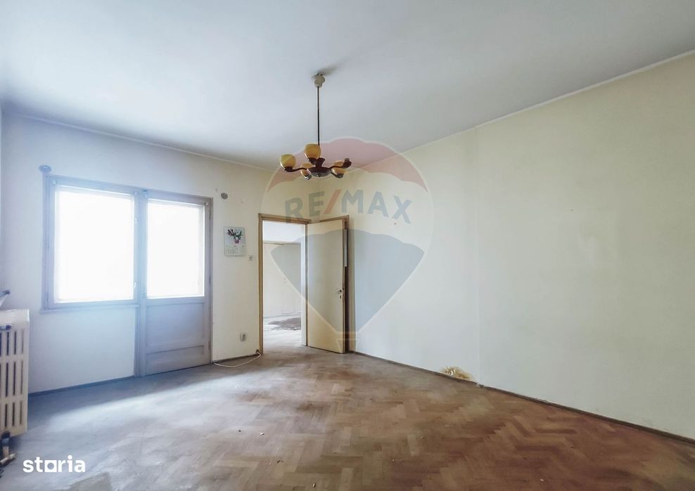 Vanzare Apartament 3 Camere, 2 Balcoane+2 Boxe, Universitate-P. Romana