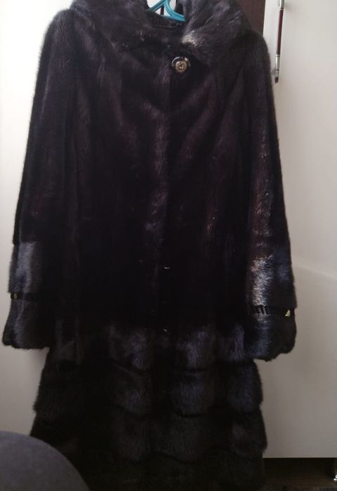 Продам норковую шубу