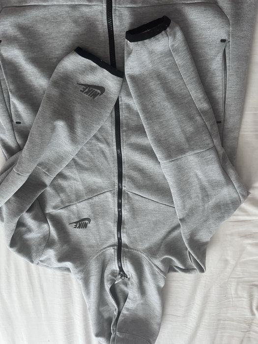 Nike tech fleece