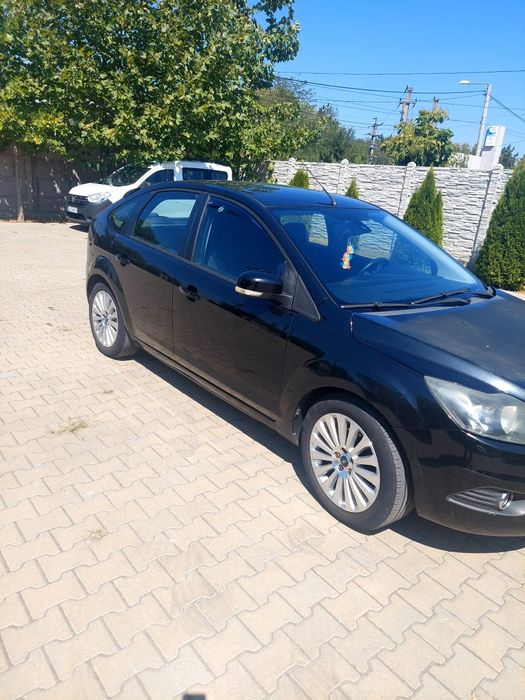 Vand ford focus 2 benzina +Gpl