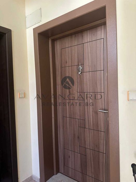 Продава се Двустаен апартамент в Пловдив, Център - 70 кв.м за 1070 €/кв.м - Снимка #9