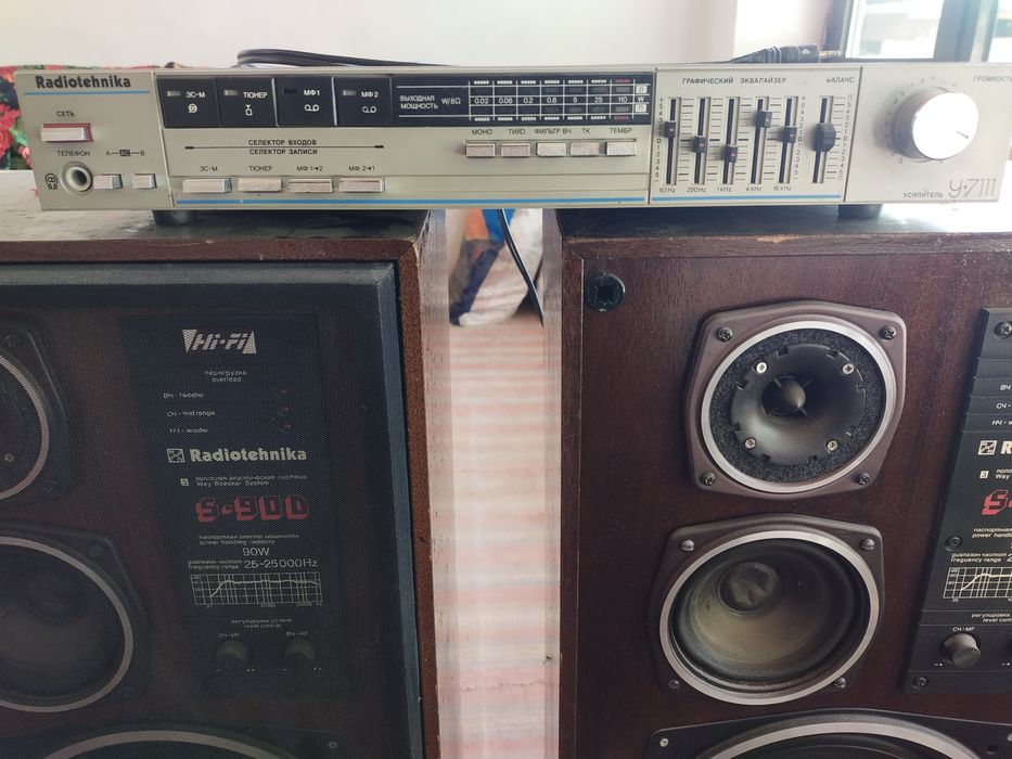 S90 sotiladi  8om  90 wat moshni bass toza zvuk