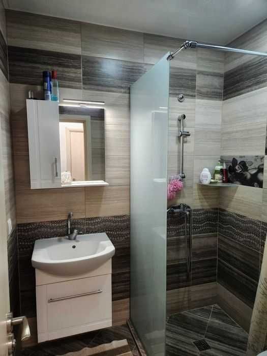 Продава се Двустаен апартамент в Варна, Бизнес хотел - 64 кв.м за 2969 €/кв.м - Снимка #3