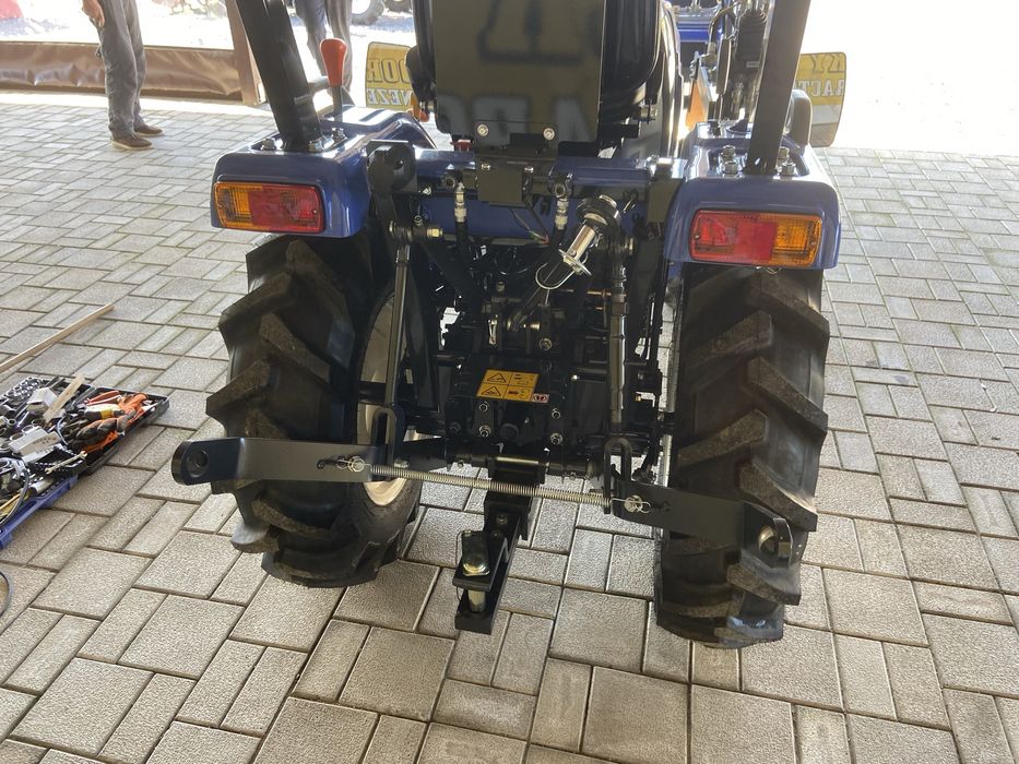 Tractor japonez iseki TM3267, NOU, 26cp, cu incarcator frontal