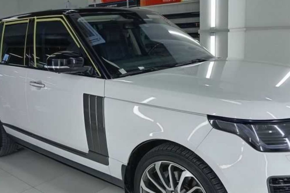 RANGE ROVER лобовое стекло