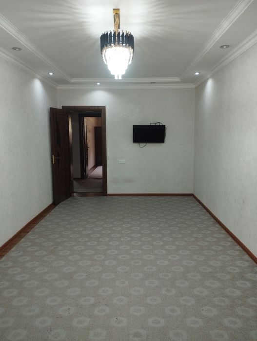 Самарканд Шахар самкочда квартира полуподвал сотилади