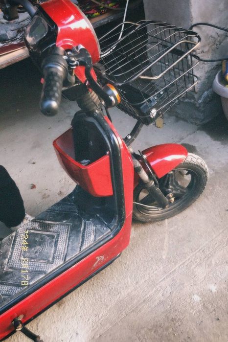 Электроскутер аманат