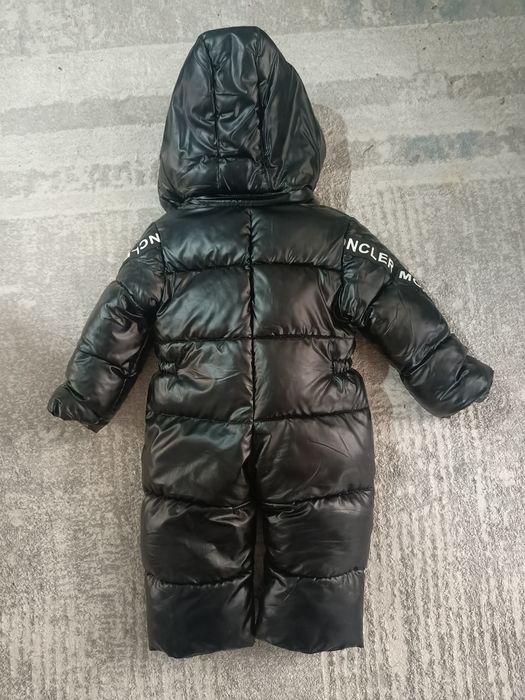 Продам детский комбинезон