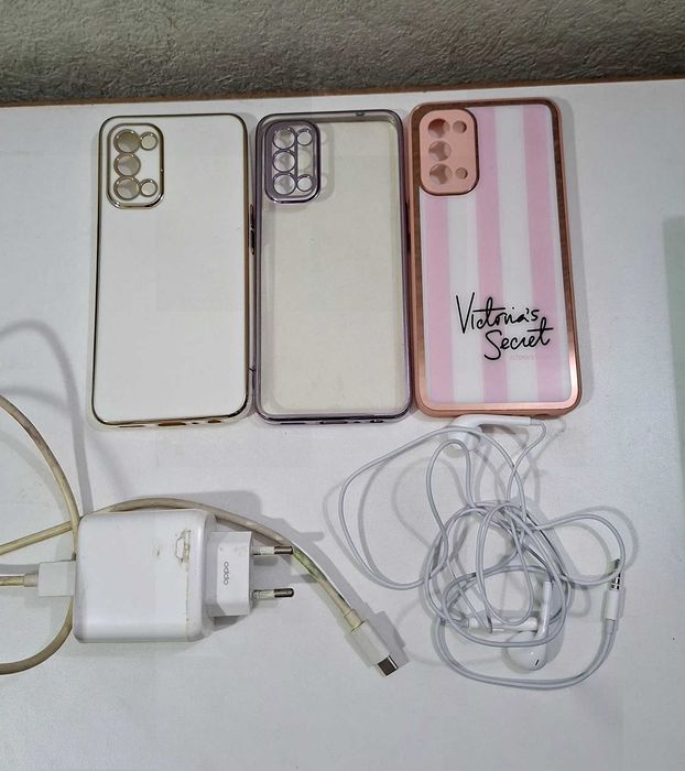 Телефон OPPO Reno 5