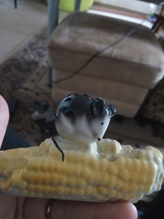 Vând bibelou vechi in stare perfectă