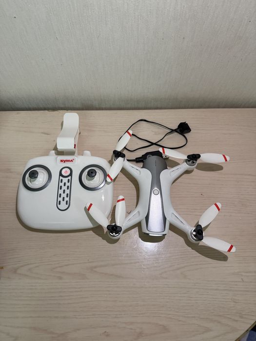 Продаю дрон, полный комплект